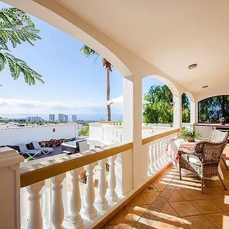 With Private Pool, Jacuzzi & 360° Sea Views Villa *